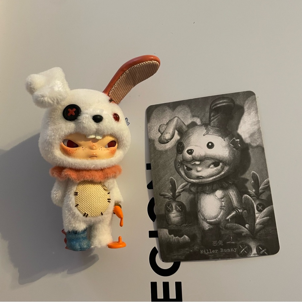 Hirono Killer Bunny from Monster's Carnival Series- RARE